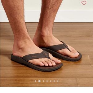 Olukai Ohana MENS sandals size 10
